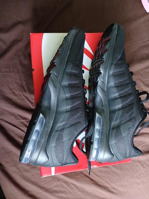 Buy & Sell Staincliffe Kirklees - Photos for Brand New Nike Trainers