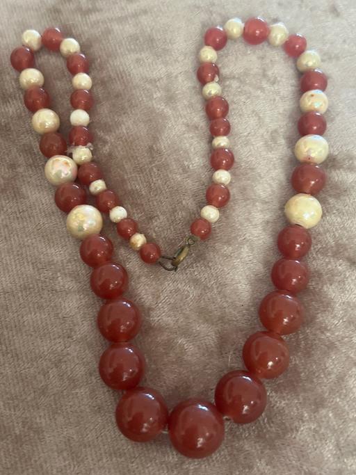 Buy & Sell Tottenham Green North London - Photos for Lovely vintage glass necklace