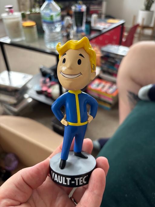 Buy & Sell Dickens Heath Solihull - Photos for Vault Boy Bobble Head