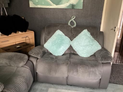 Buy & Sell Sandwell West Midlands - Photos for 2 Seat sofa & 2 Armchairs