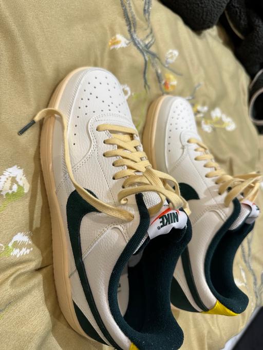 Buy & Sell Thornton Heath Croydon - Photos for Nike Trainers