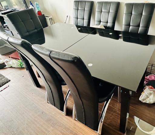 Buy & Sell Creekmouth East London - Photos for Extendable Table & 6 Chairs Set