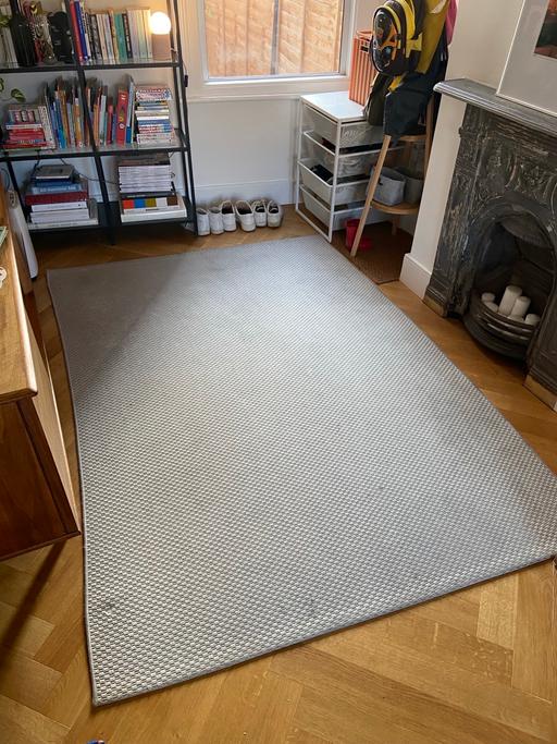 Buy & Sell Colney Hatch North London - Photos for Free large rug