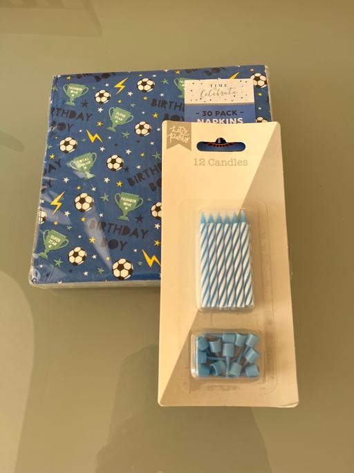Buy & Sell Ettingshall Park Wolverhampton - Photos for NEW BIRTHDAY NAPKINS AND CANDLES