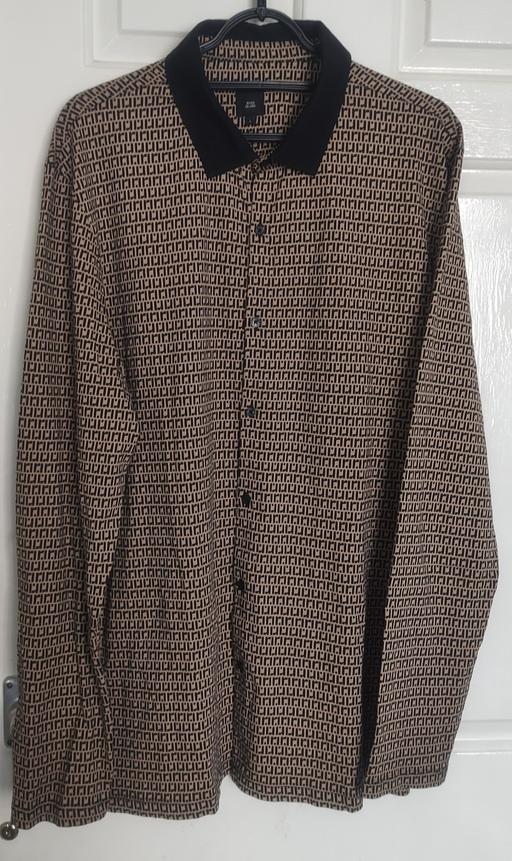 Buy & Sell Grafton Street Industrial Estate West Northamptonshire - Photos for River island men's shirt