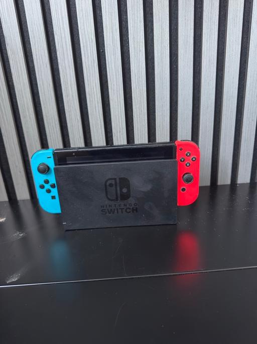 Buy & Sell Netherley Liverpool - Photos for Nintendo switch + docking station
