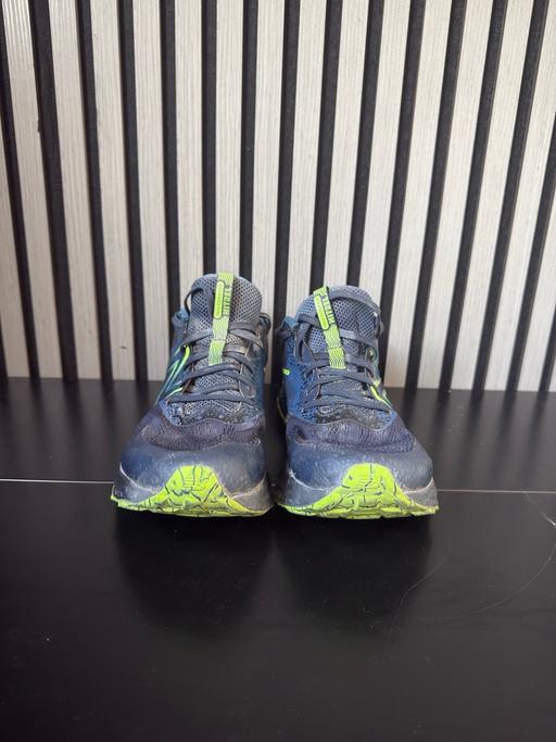 Buy & Sell Netherley Liverpool - Photos for New balance trainers