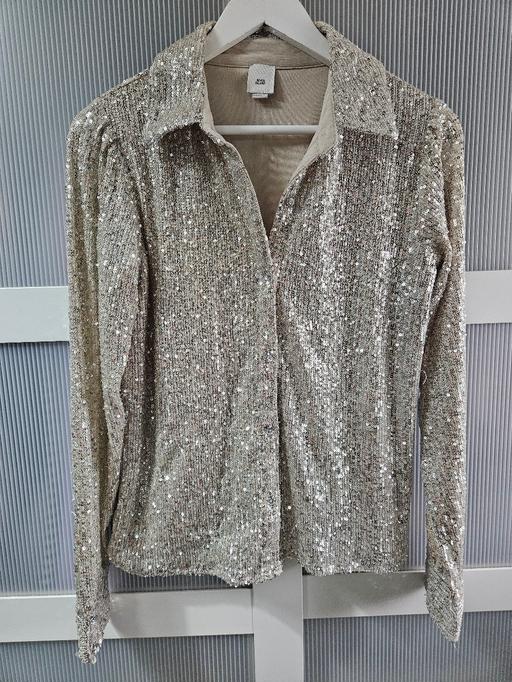 Buy & Sell Weston Point Halton - Photos for Age 13-14 RIVER ISLAND sequin top