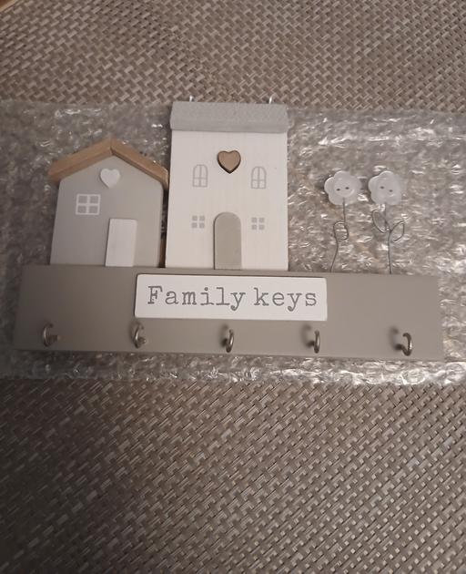 Buy & Sell Bradley Fold Trading Estate Bury - Photos for Family Keys Plaque New