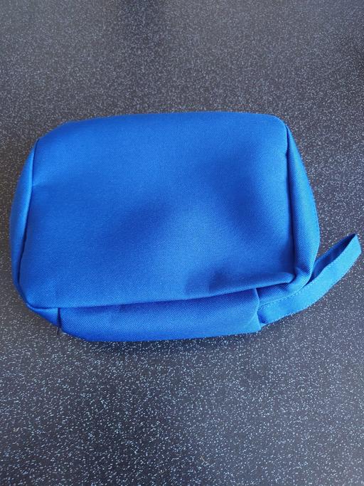Buy & Sell Loughborough Charnwood - Photos for Blue Nivea wash bag