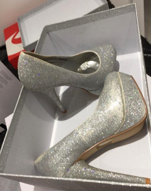 Buy & Sell Harlow Town Centre Harlow - Photos for Platform heels