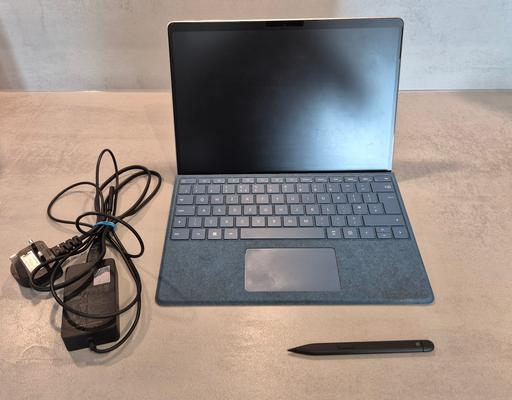 Buy & Sell Poplar East London - Photos for Surface Pro 11 + Surface Keyboard + Surface P