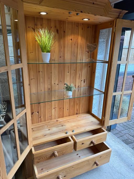 Buy & Sell Hoobrook Wyre Forest - Photos for Farmhouse solid pine dresser cabinet
