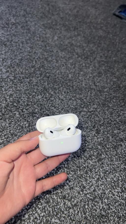 Buy & Sell Walthamstow East London - Photos for AirPods Pro 2