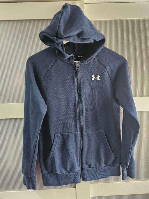 Buy & Sell Weston Point Halton - Photos for YLG UNDER ARMOUR navy hooded jacket