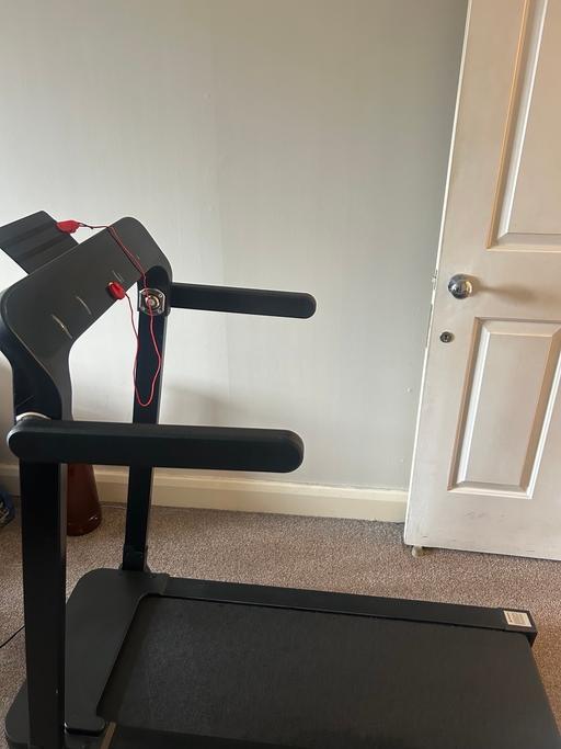 Buy & Sell Feltham Hounslow - Photos for Homecom 600w folding treadmill