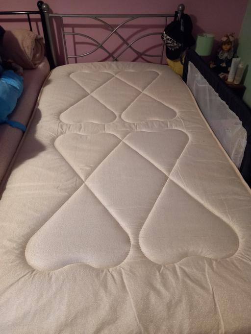 Buy & Sell Allenton Derby - Photos for single bed
