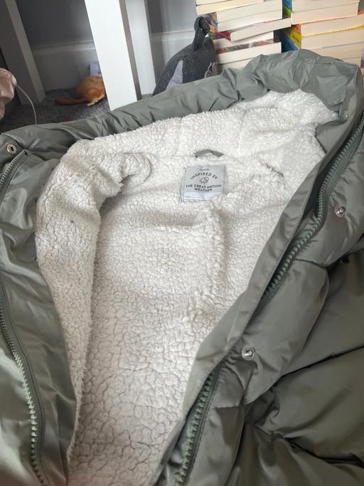 Buy & Sell Polesworth North Warwickshire - Photos for Green girls winter coat.