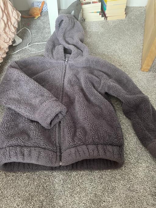 Buy & Sell Polesworth North Warwickshire - Photos for Girls fluffy teddy jacket.