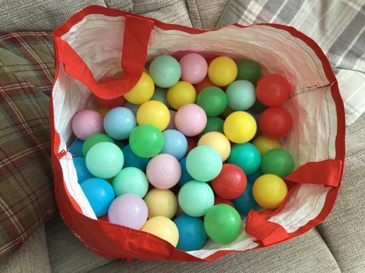 Buy & Sell Essington Wolverhampton - Photos for Big bag of playballs
