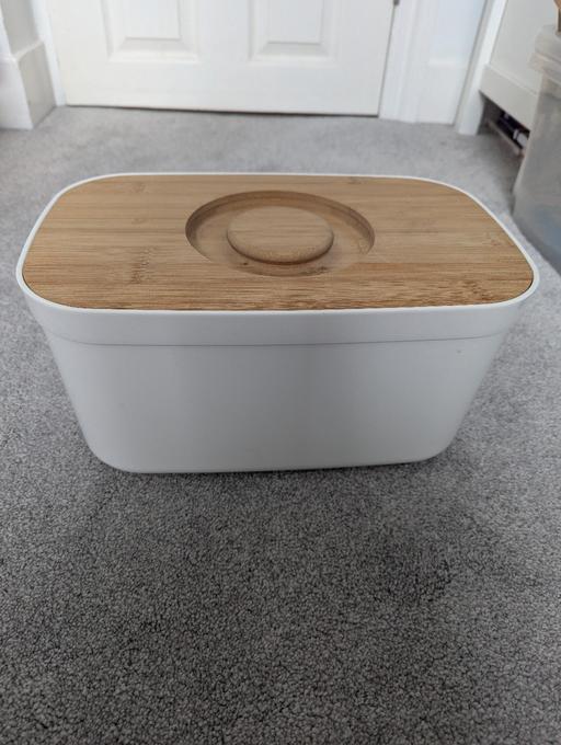 Buy & Sell Palmers Green North London - Photos for JosephJoseph white and wood bread bin