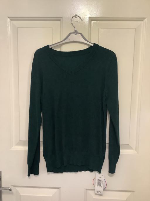 Buy & Sell Woodsetton Dudley - Photos for School jumper age 9 yrs