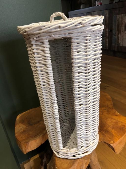 Buy & Sell Turnford Broxbourne - Photos for WICKER TOILET ROLL HOLDER