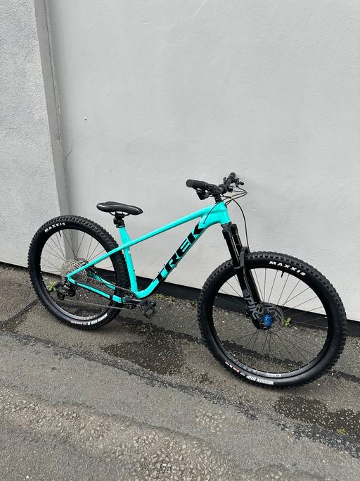 Buy & Sell Gellihaf Caerphilly - Wales - Photos for Trek Roscoe 7 2025 29er Miami Green
