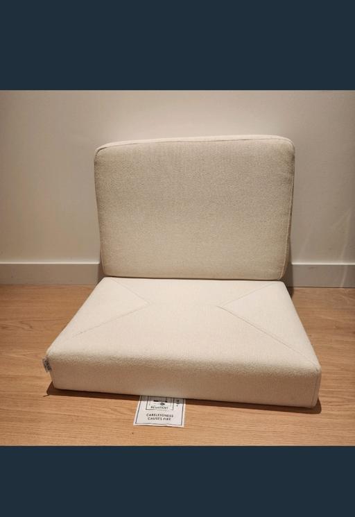 Buy & Sell Heron Quays East London - Photos for New Vivense London fabric sofa cushion chair