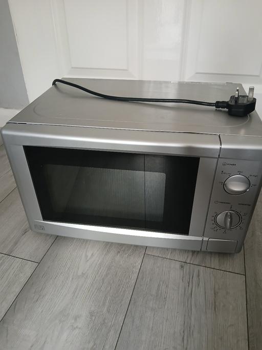 Buy & Sell Brockmoor Dudley - Photos for microwave