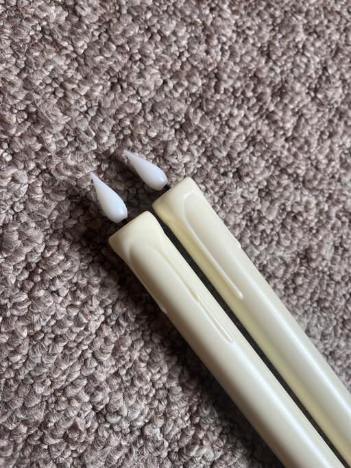 Buy & Sell Queen`s Park North West London - Photos for Battery LED Flickering Dinner Taper Candles