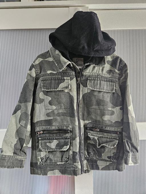 Buy & Sell Weston Point Halton - Photos for Age 4-5 RIVER ISLAND jacket