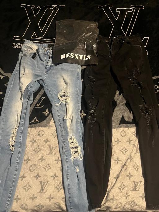 Buy & Sell Welling Bexley - Photos for Hesntls jeans in blue denim and black