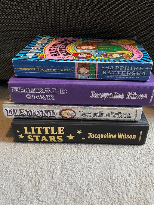 Buy & Sell West Bromwich Sandwell - Photos for Bundle of Jaqueline Wilson Books