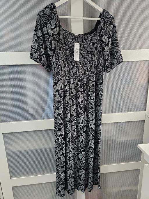 Buy & Sell Weston Point Halton - Photos for 🌟NEW🌟 Size 12 MATALAN dress