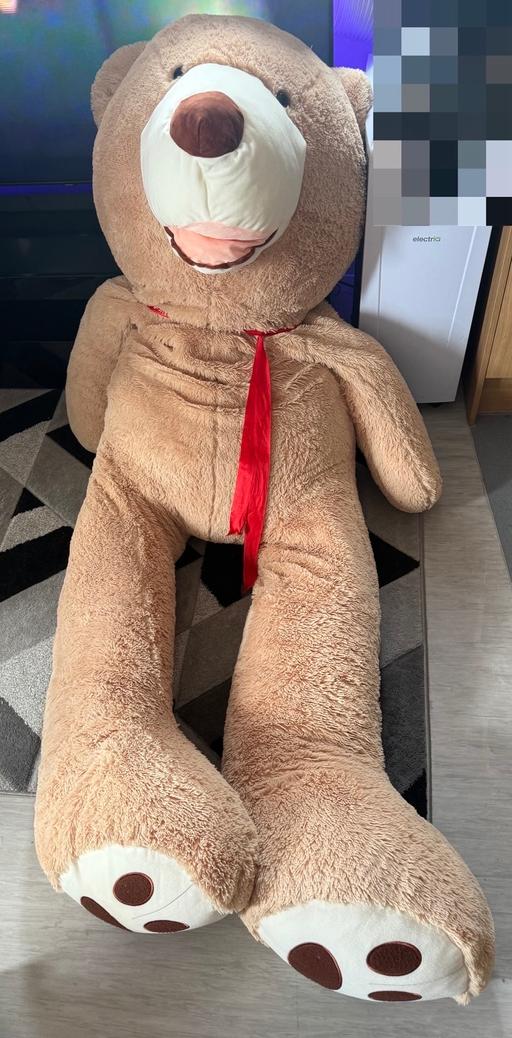 Buy & Sell Feltham Hounslow - Photos for Giant teddy bear 🧸