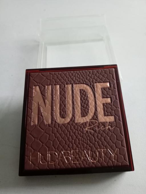 Buy & Sell Horncastle East Lindsey - Photos for HUDABEAUTY MAKE UP PALETTE