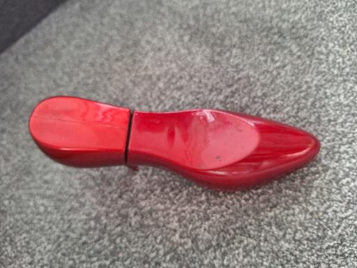Buy & Sell Ettingshall Park Wolverhampton - Photos for Shoe Perfume
