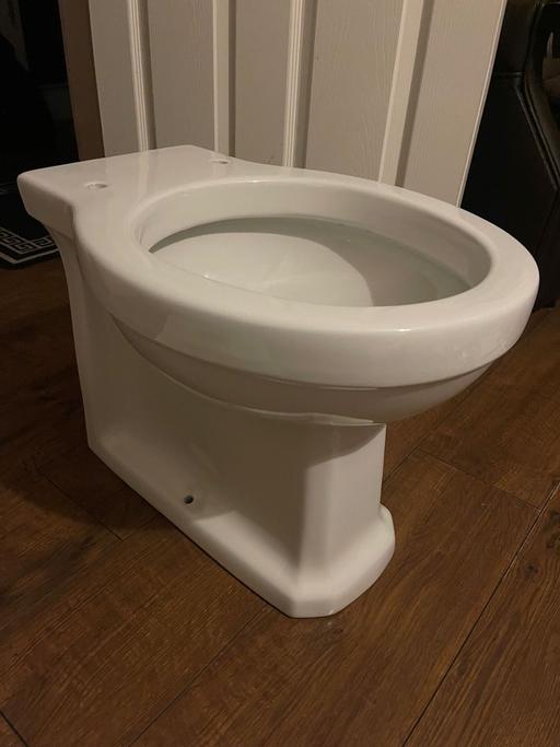 Buy & Sell Blakenhall Wolverhampton - Photos for 1 standard size Brand new Toilet & seat