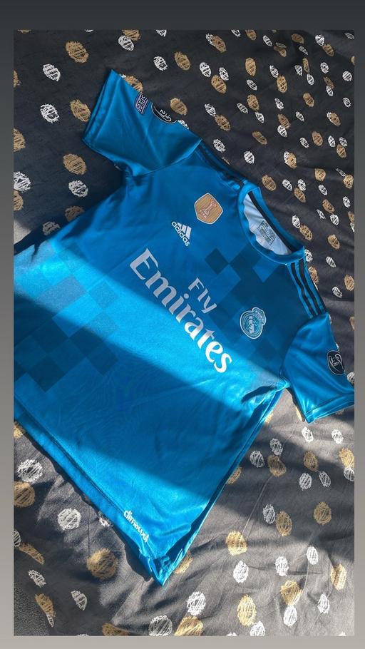 Buy & Sell Netherton Dudley - Photos for Ronaldo UCL football shirt