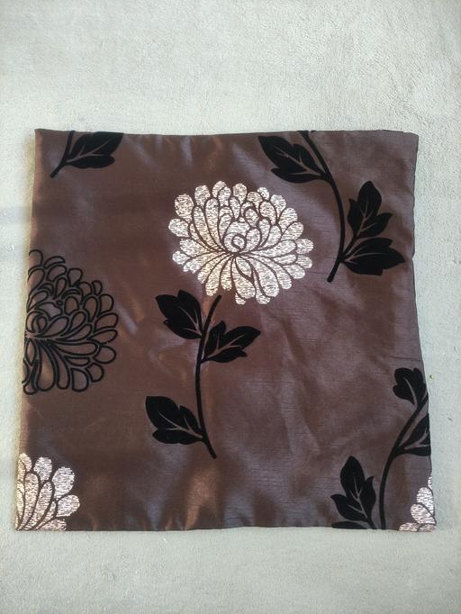 Buy & Sell Grafton Street Industrial Estate West Northamptonshire - Photos for New 4 cushion covers with zip