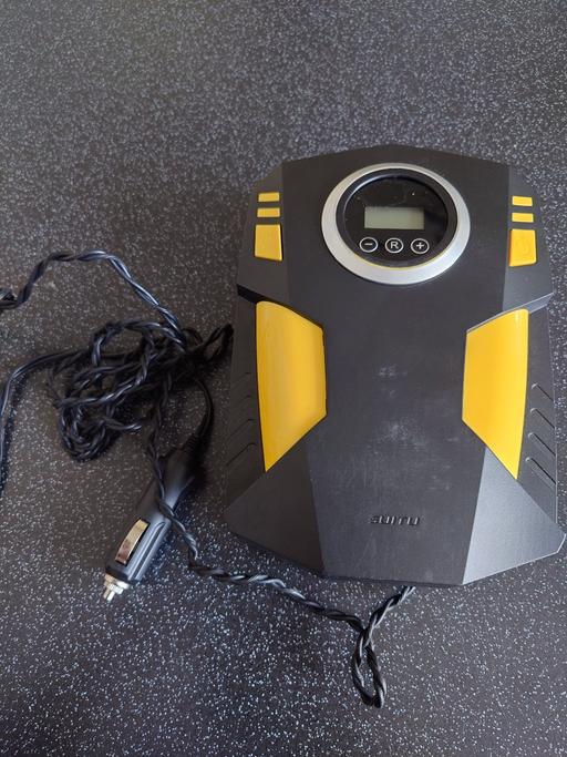 Vehicles Woodthorpe Charnwood - Photos for Car digital tyre inflator 12V
