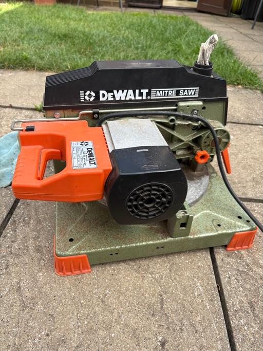 Buy & Sell East Malling Tonbridge and Malling - Photos for Dewalt mitre saw
