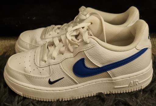 Buy & Sell Clayton West Kirklees - Photos for White and Blue Nike Air Force Trainers