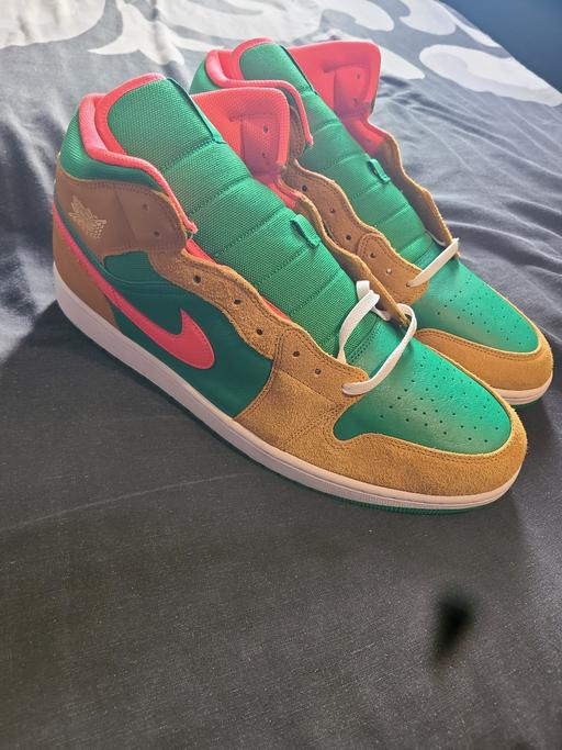 Buy & Sell Walsall Town Centre Walsall - Photos for Mens Nike Trainers Size 17