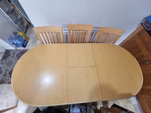 Buy & Sell Nelson Pendle - Photos for Wooden dinner table adjustable with 6 chairs