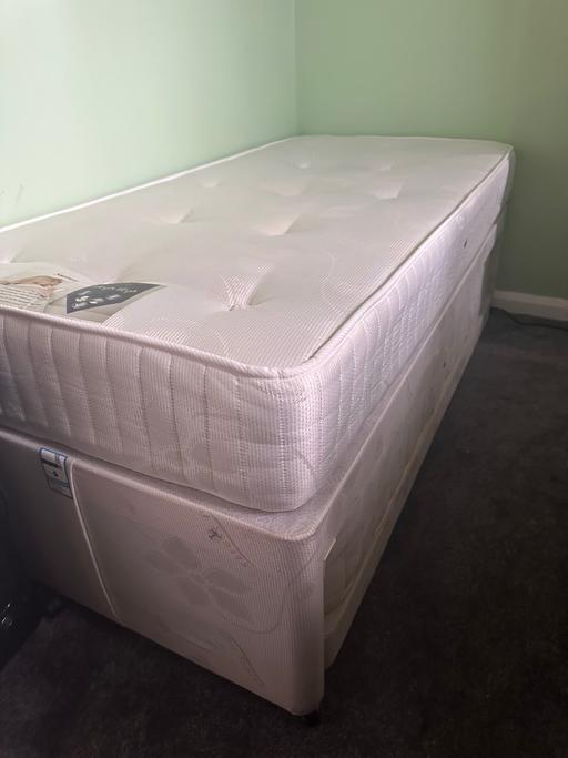 Buy & Sell Morton West Lindsey - Photos for Single trundle bed