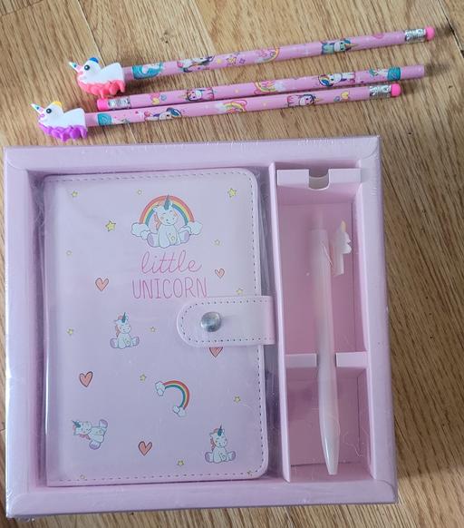training Tyseley Birmingham - Photos for unicorn stationary set 🦄