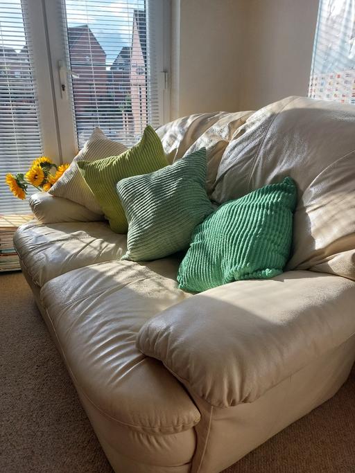 Buy & Sell Moxley Walsall - Photos for couch