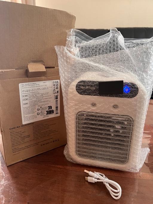 Buy & Sell Blackwall East London - Photos for USB Rechargeable Mini Air Conditioner Fan